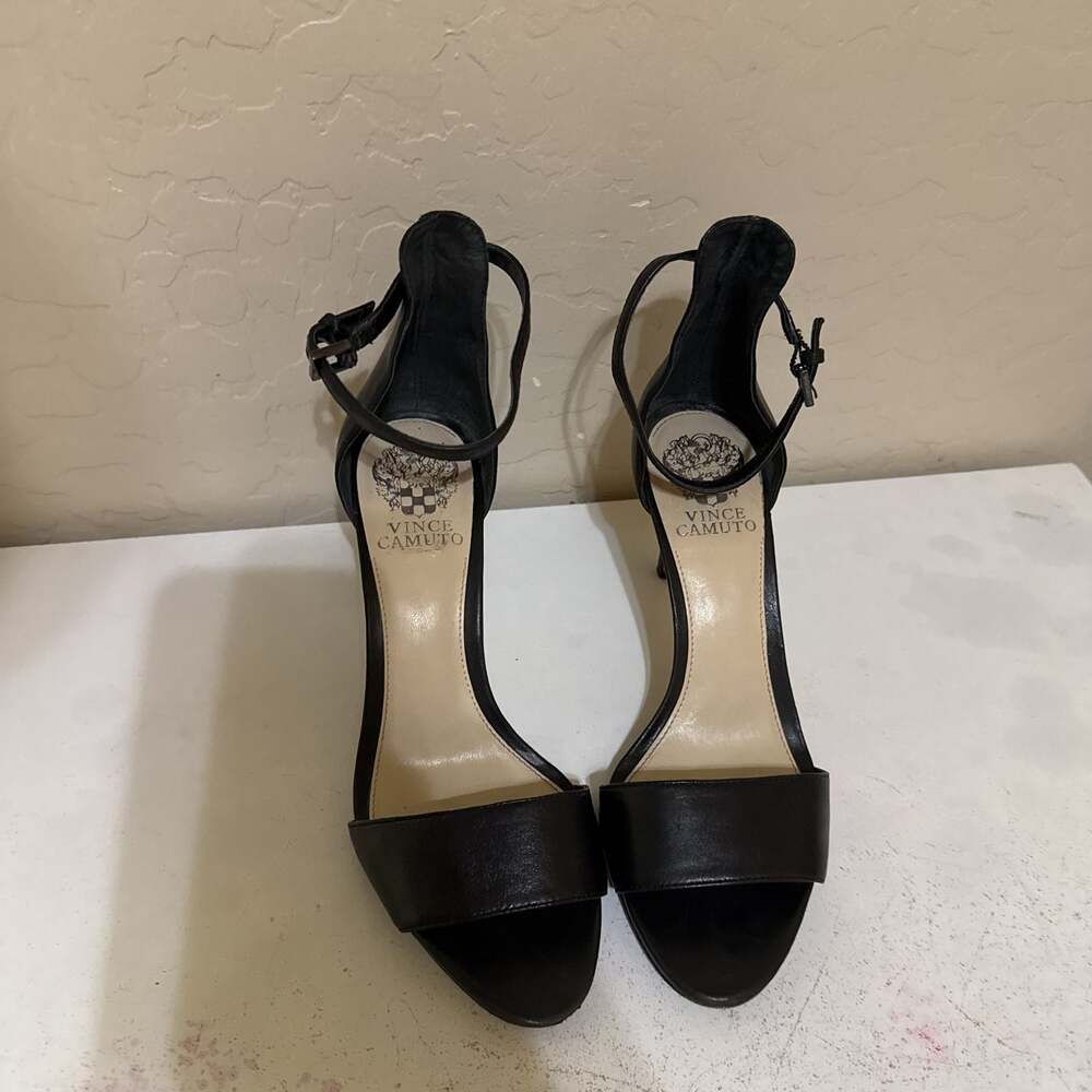 Vince Camuto Court Heels Women's 8 Black Leather Ankle Strap Stiletto Sandals